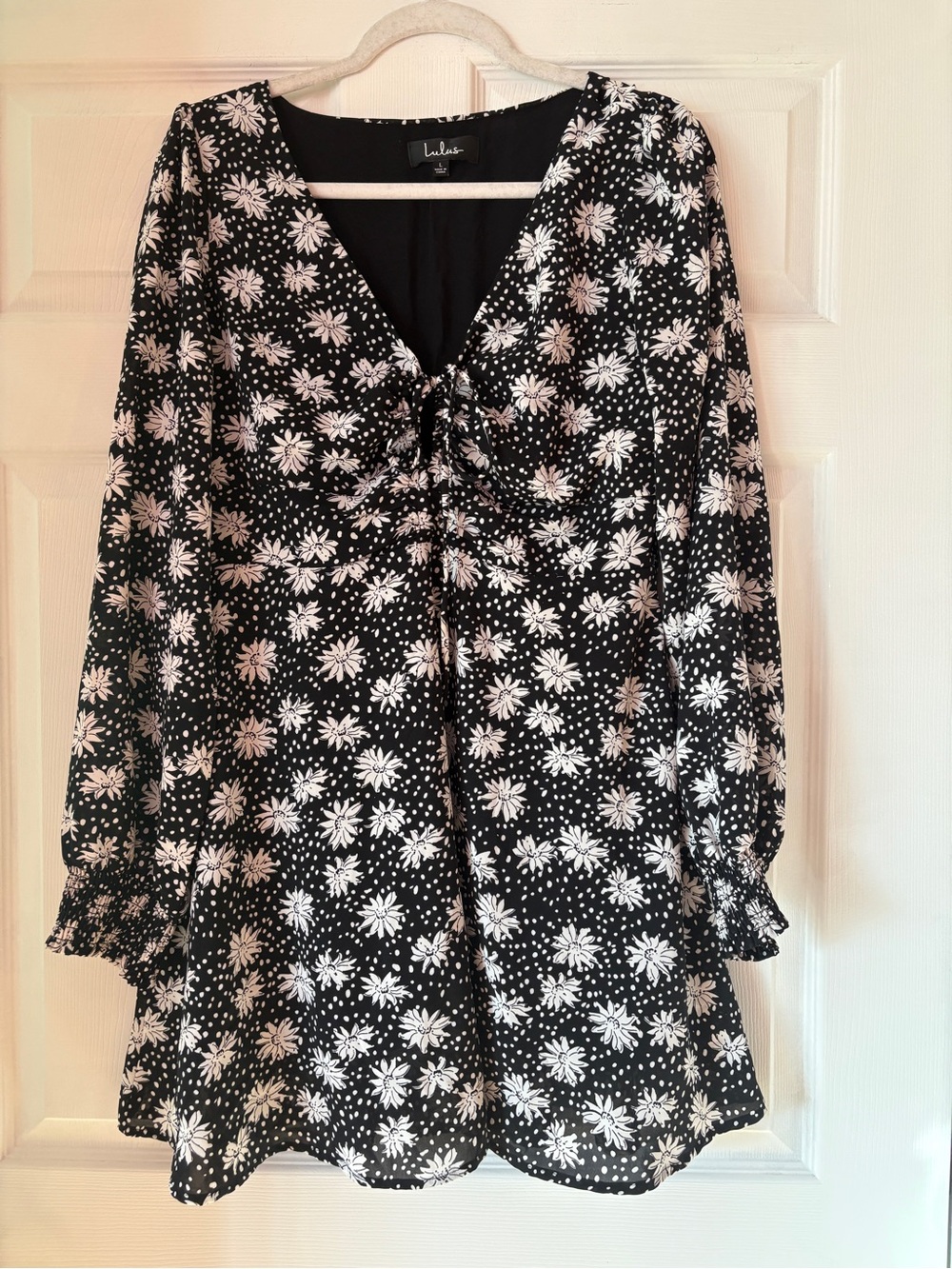 Lulus Black Floral Tie-Front Long Sleeve Mini Dress
